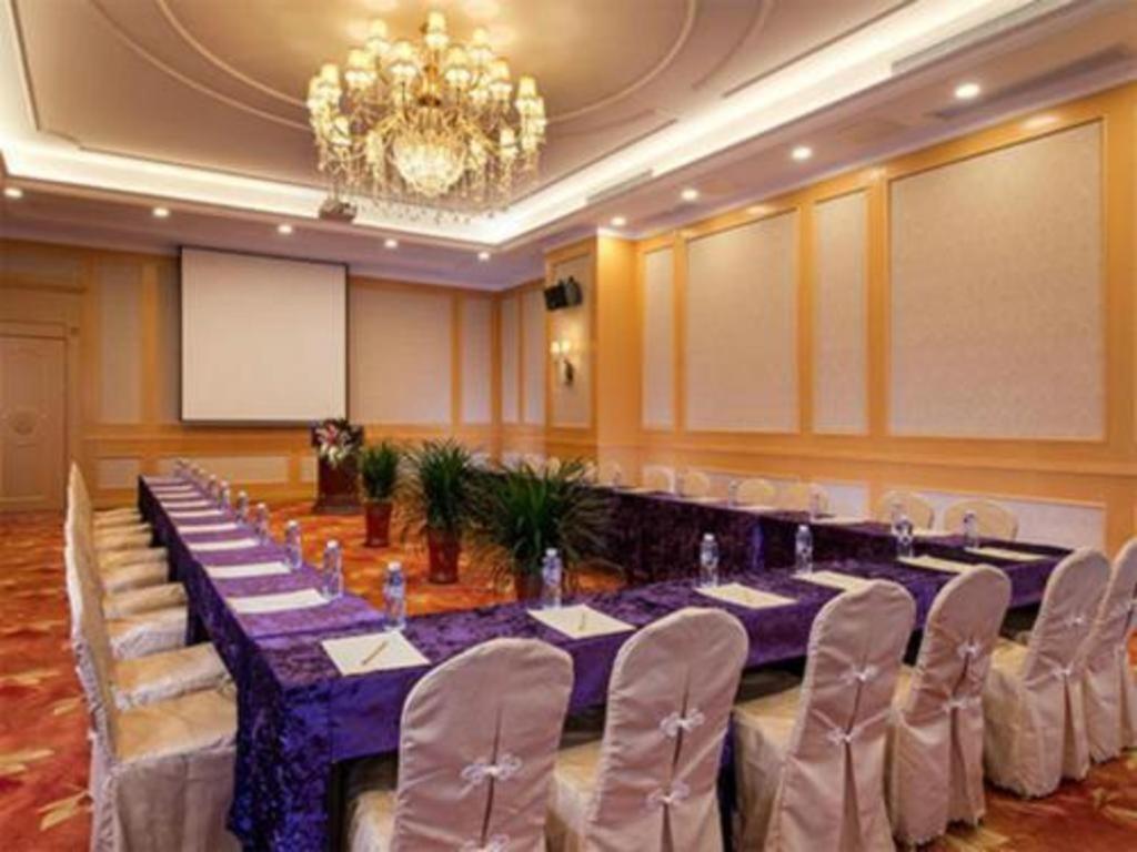Vienna International Hotel Shanghai Pujiang Exterior foto